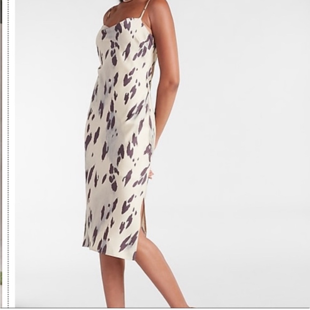 * Express Cream and Black Midi Dress